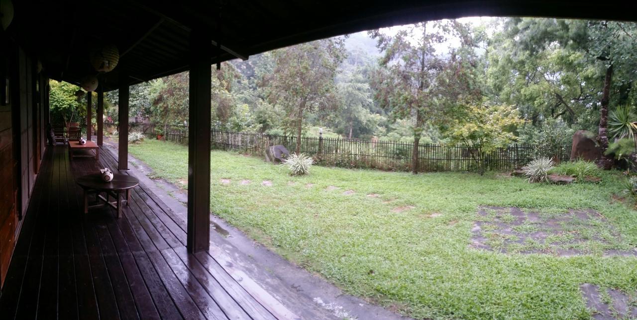 Bright Moon Homestay Dongshi  Esterno foto
