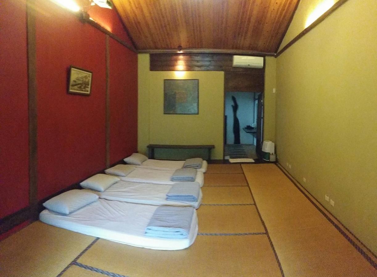 Bright Moon Homestay Dongshi  Esterno foto