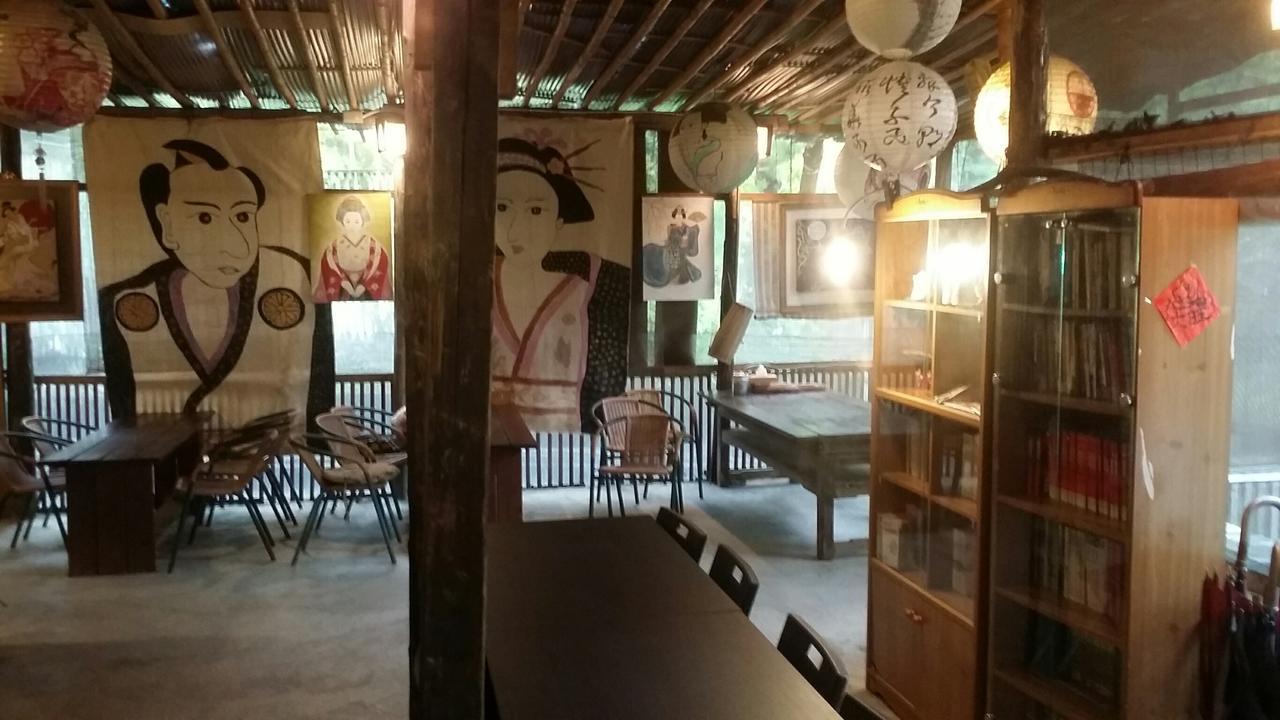Bright Moon Homestay Dongshi  Esterno foto