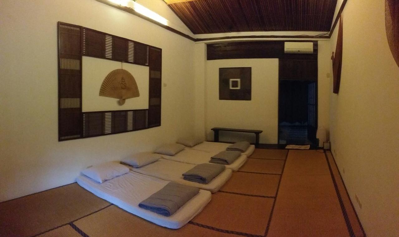 Bright Moon Homestay Dongshi  Esterno foto
