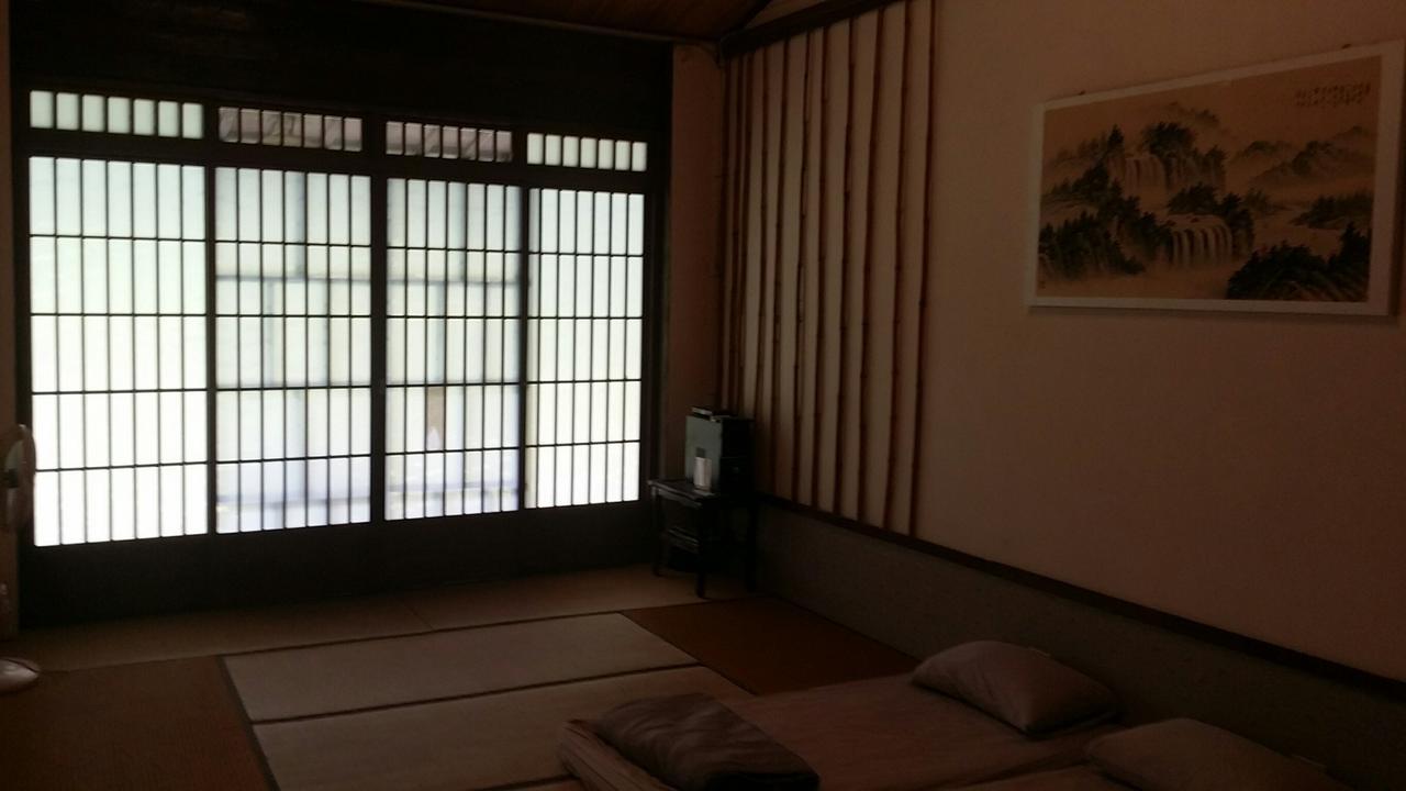 Bright Moon Homestay Dongshi  Esterno foto